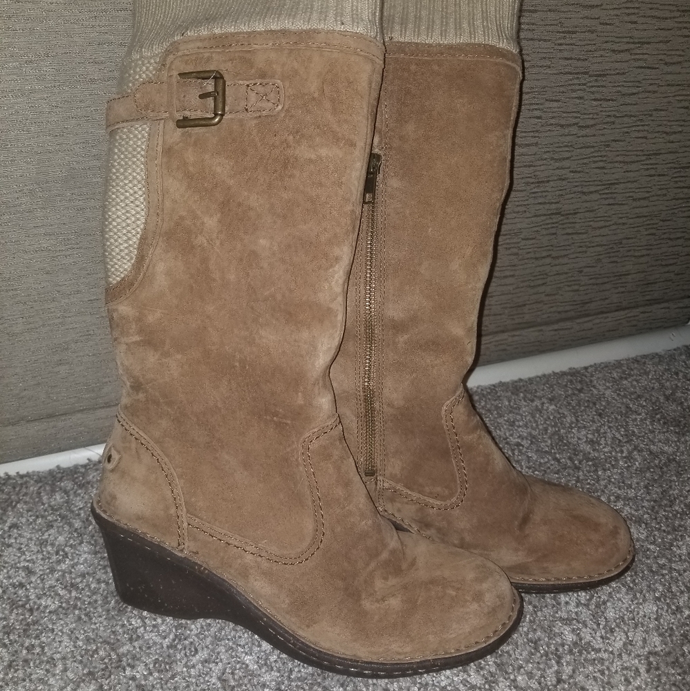 Uggs Skyfall Sweater Cuff Seude Cold Weather Wedge
